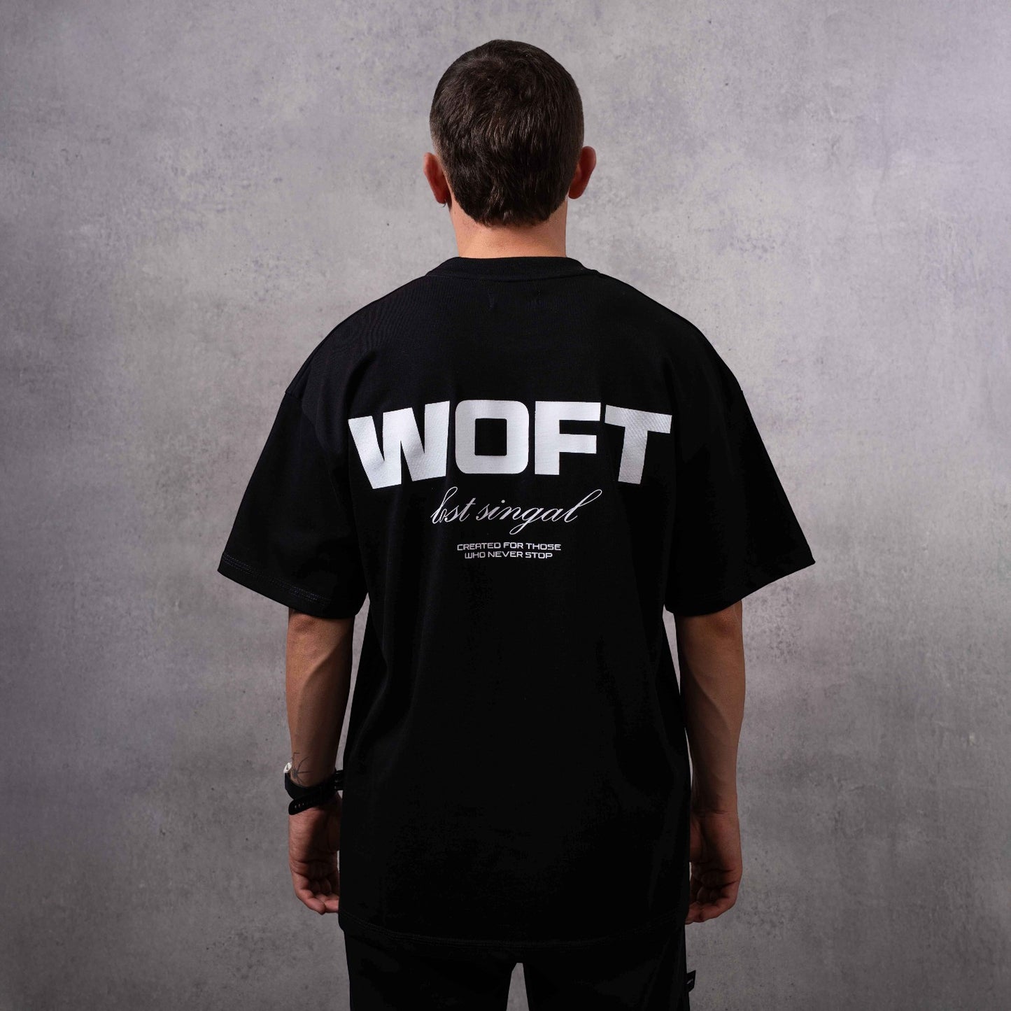 CAMISETA OVERSIZE LOST CREATED