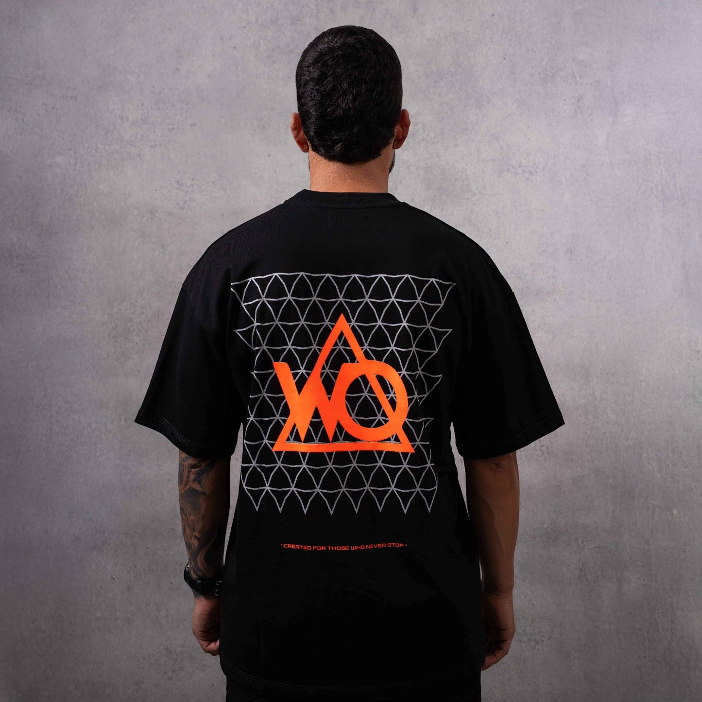 CAMISETA OVERSIZE LOST GRID