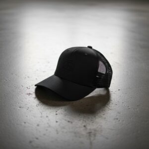 110 M BLACK INVERTED LOGO CAP
